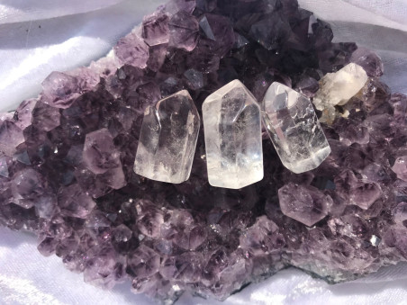 Boutique minéraux pierres des elfes - Pointes en Cristal de Roche