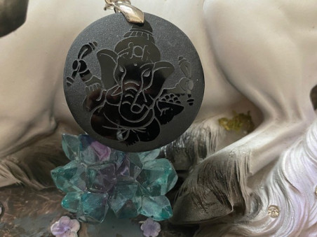 Bijouterie pierres des elfes - Pendentif Obsidienne Noir ganesh
