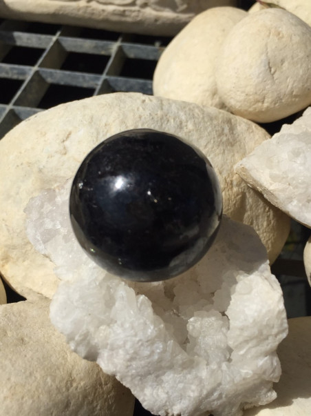 SPHERE TOURMALINE NOIRE