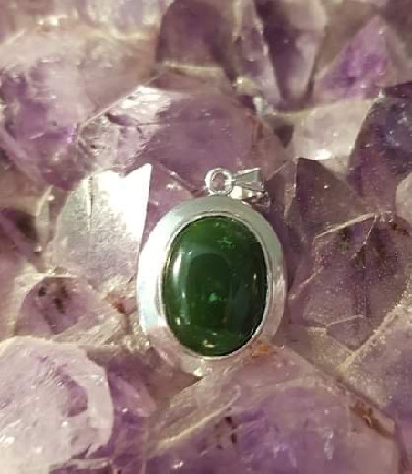 pendentif jade