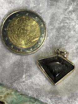 pendentif super seven