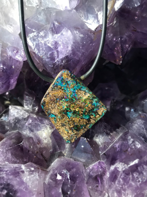 Boutique ésotérique Pierres des elfes - Pendentif Opale Boulder